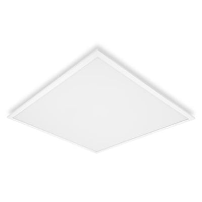 LEDVANCE Panel Comfort Zigbee Direct Easy LED-panel på 600 x 600 mm set skråt ovenfra med hvid ramme.