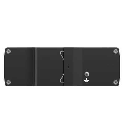 Teltonika TWS200 industriel PoE+-switch med sort kabinet, vist fra bagsiden med jordingssymbol.