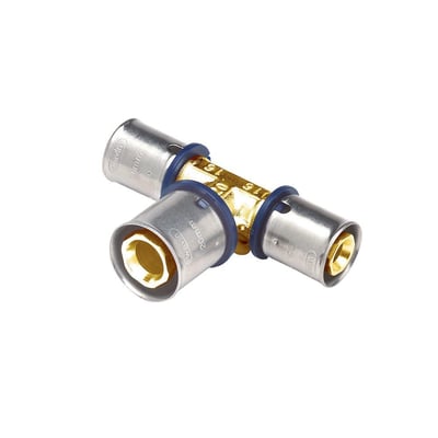 Detaljeret billede af Wavin Tigris M1 tee-fittingen, der viser dens 63mm og 40mm dimensioner og den messingfarvede kerne.