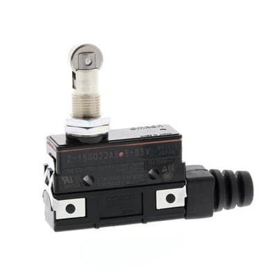 Omron Universalafbryder Z-15GQ22A55-B5V med 15A kapacitet og panelmonteret rullestempel.