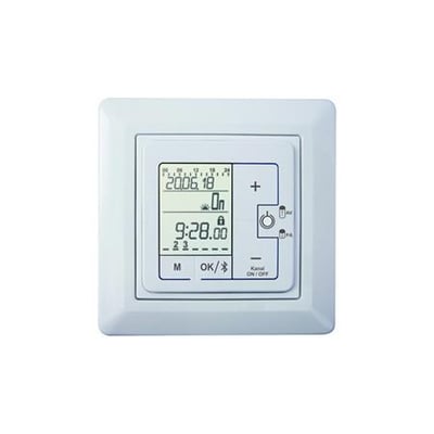 MM7592 Astro 2-fases timer med hvidt firkantet kabinet og et digitalt display, der viser dato, tid og indstillingsikoner.