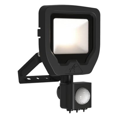 Ansell Lighting Calinor Evo LED projektør med PIR sensor, vist fra siden med tændt lys og monteringsbeslag.