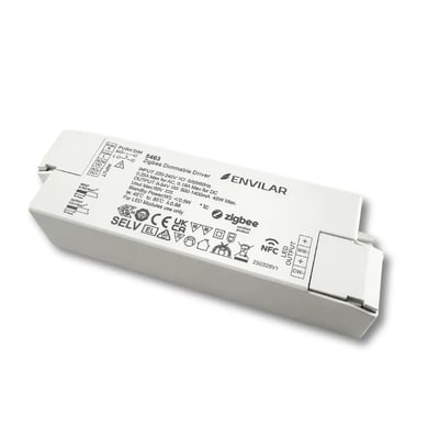 Hvid Envilar Zigbee LED-paneldriver til CCT, 45 W, ses skråt med mærkning og NFC-symbol.