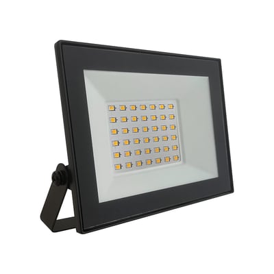 V-Tac Slimline LED-projektør på 30 W med sort, firkantet hus og synlige LED-dioder.