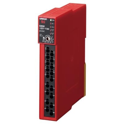 Omron G9SE sikkerhedsrelæenhed, 24 VDC, rød, med 4 sikkerhedsudgange og synlige terminaler.