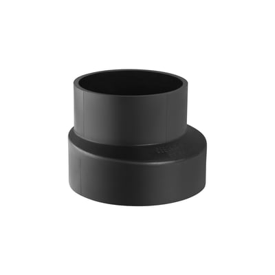 Geberit 75 til 63 mm excentrisk reduktion i sort PEH, vist forfra med synlig brand-logo.