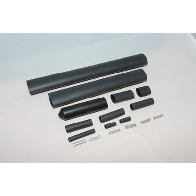 Heatcom tilslutningssæt eHeat Micro med krympeflex og samlemuffer i forskellige størrelser på grå baggrund.