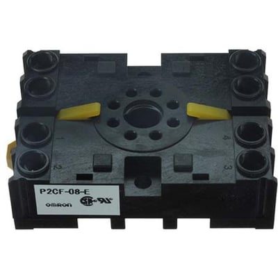 Omron P2CF-08-E sokkel med 8-pin skrueklemmer til DIN-skinne eller overflademontering i sort plast.
