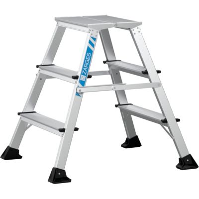 Zarges XLstep P arbejdsbuk med 2x3 trin set fra siden, viser den solide konstruktion med ståflade på 400 x 300 mm og dybe trin.