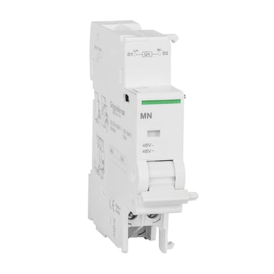 Schneider Electric underspændingsspole MN med 48V AC/DC styrespænding, monteret på DIN-skinne med hvid og grøn betjeningsmekanisme.