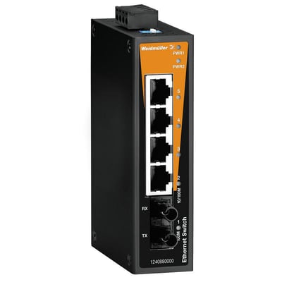 Weidmüller IE-SW-BL05T-4TX-1ST industriel switch med fire RJ45-porte og fiberport, set skråt forfra i sort og orange.