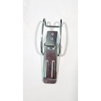Metalbeholderclips til Ronda/Ghibli rengøringsmaskiner, fremstillet af slidstærkt metal med to runde bøjler.