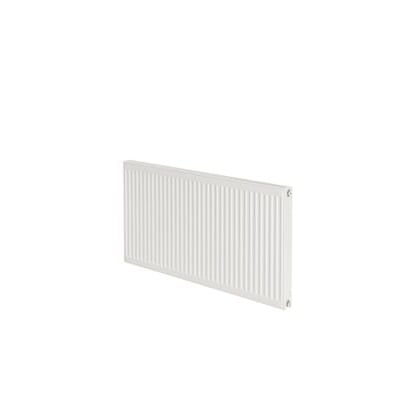 Purmo C21S hvid radiator med dimensionerne 300 x 400 mm står frit på en hvid baggrund.