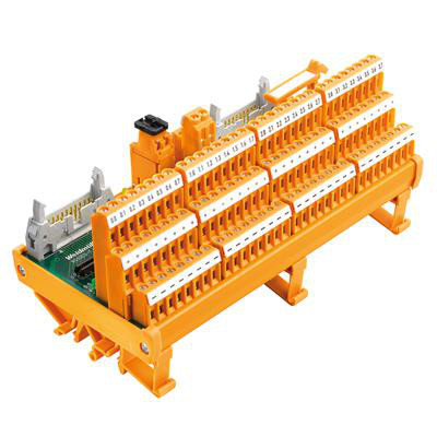 Weidmüller LP3R interfacemodul med relæ og 5,08 mm skrueforbindelse, set skråt forfra med orange tilslutningsrækker.