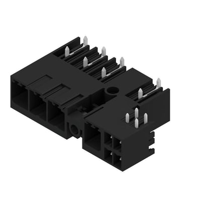 Weidmüller hybridstik til printkorttilslutning med fire poler og 7,62 mm afstand, set skråt ovenfra med kontaktstifter.