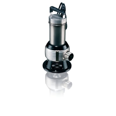 Grundfos AP50B.50.11.A1 spildevandspumpe i rustfrit stål, set skråt forfra med fokus på pumpehuset, bærehåndtag og 2" udløb, med spejleffekt.