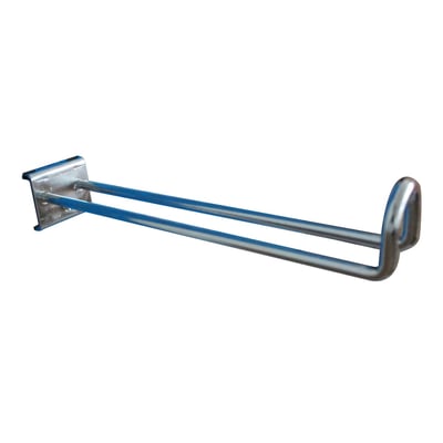 Maskinfabrikken Universal dobbelt krog med lukket snude, 200mm lang og 6mm tyk, lavet af metal.