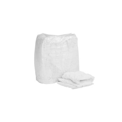 10 kg presse kube af hvide klude af sweatshirts og poloshirts, leveret i klar plastsæk på hvid baggrund.