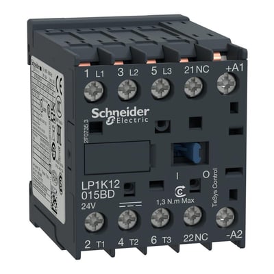 Schneider Electric TeSys K kontaktor 12A, 3P+1NC, med 24VDC spole, vist forfra med tydelige terminaler og mærkater.