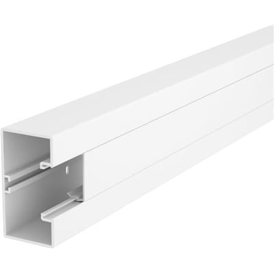 OBO Bettermann installationskanal GK-53100RW i hvid med bundperforering, klar til vægmontering.