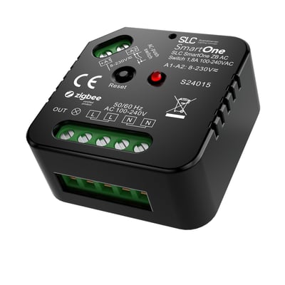 Sort SLC SmartOne Zigbee 2B AC on/off switch med mærkater for indgange og udgange, samt CE- og Zigbee-logoer.