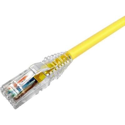 CommScope patchkabel KAT6 U/UTP i gul, 3 meter, med transparent RJ45-stik og synlige ledninger.