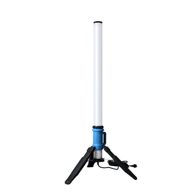 180W 360° LED arbejdslygte på et justerbart stativ med blå detaljer og 5m kabel med stik.
