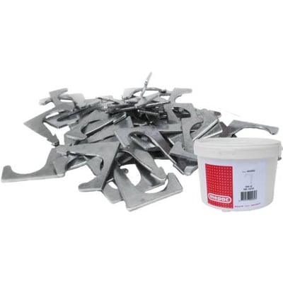 Mepac stålbøjler til 16-20 mm rør i en galvaniseret spand, klar til installation i betongulv.
