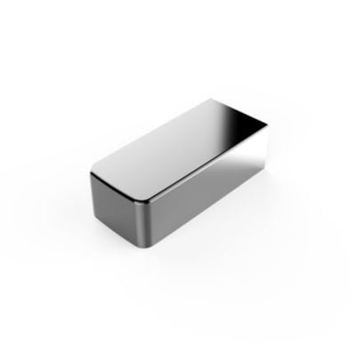 Vetro kappe/top i krom look, en elegant dækplade med afrundede kanter, vist på hvid baggrund.