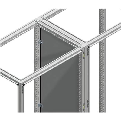 Schneider Electric Spacial SF skilleplade 2000 x 400 mm i galvaniseret stål, vist monteret i et kabinet.