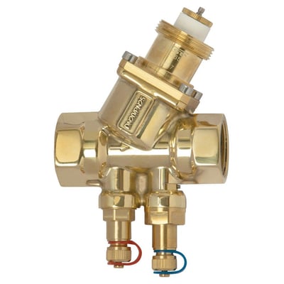 Frese Compact Veriflow DN50 M/M flowmåler i messing med tydelig mærkning og tilslutninger på hvid baggrund.