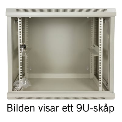Hvidt Toten System Z 19-tommers vægskab med glasdør og 9U kapacitet, vist åbent med de indvendige rackskinner.