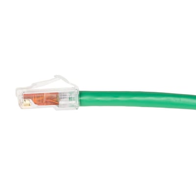 CommScope Patchkabel K6 GS8E XL LSZH i grøn farve, 0,92m, med synlig RJ45-stik.