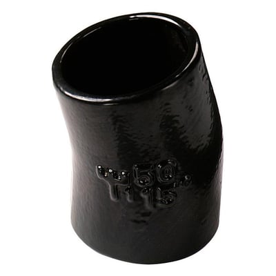 Renserør MA 150 mm i sort støbejern med epoxy coating, viser en skrå åbning og indgraverede mål.