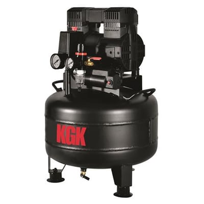 Sort, oliefri KGK 30/10 S kompressor med 30 liters tank og tydeligt KGK logo på forsiden.