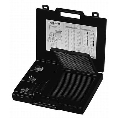 Legrand Duplix mærkesæt til ledningsmarkering i et sort opbevaringskasse med forskellige mærker og værktøj.