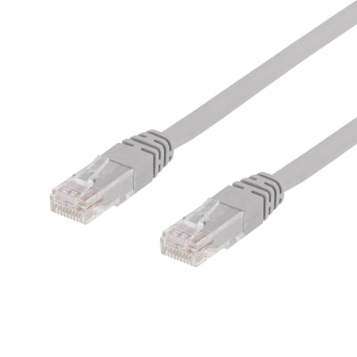 Deltaco U/UTP Cat6 patchkabel på 1.5 meter i grå LSZH-materiale med to RJ45-stik på hvid baggrund.