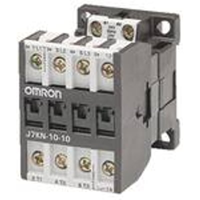 Omron J7KN-10D-10 24 kontaktor med 3 poler, 10A AC3 og 24 VAC spole, vist fra siden med klemmer og mærkning.