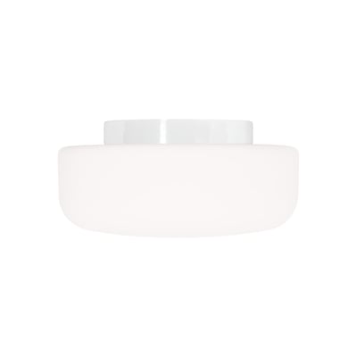 Ifö Electric Solenne loft- og væglampe med mat opalglas, isoleret på hvid baggrund, bredformat.