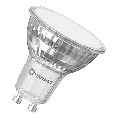 Detaljeret billede af Ledvance LED PAR16 spotpære, viser GU10 sokkel og klar glaskonstruktion.