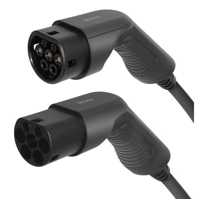 Deltaco EV-kabel med type 2 stik, viser begge ender af kablet tæt på med fokus på stikket til bil og lader.