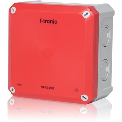 F-tronic forgreningsdåse NFK14SB i rød og grå med IP66-beskyttelse, måler 140x140x81mm og har synlige monteringsskruer.