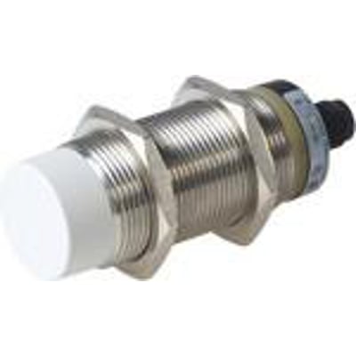 Carlo Gavazzi induktivaftaster M30 Namur med 15 mm detekteringsafstand og gevindhus, set skråt fra siden.