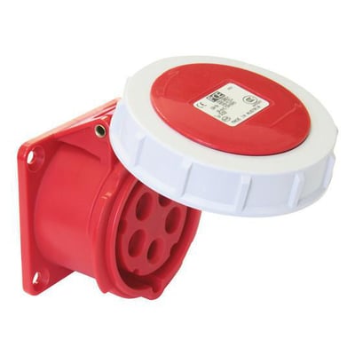 PCE CEE flangestikdåse 3152-6 med 5p, 16A og 400V, vist fra siden med rød montering og hvid beskyttelsesring.