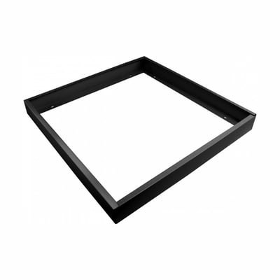Sort SpectrumLED Algine-ramme på 600 x 600 mm til overflademonteret armatur, set skråt ovenfra.