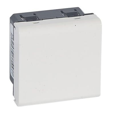 Legrand Kabelafgang 2M HV med 20A skrueterminaler og integreret kabelaflastning, 2 moduler bred og hvid.