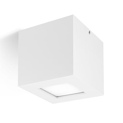 Et hvidt, kubisk loftarmatur kaldet Quasar 10 LED med et 5W, 3000K LED-panel i bunden, monteret på en hvid baggrund.