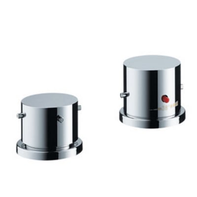 Elegant Axor Starck kararmatur i krom med 2-grebs betjening, viser begge greb på hvid baggrund. Det højre greb har en rød temperatursymbol.