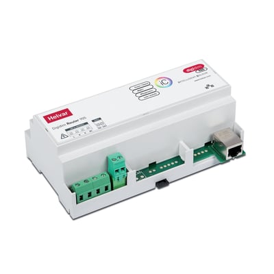 Helvar Digidim 905 router, nærbillede af toppen med statusindikatorer og DALI-port, en hvid enhed til el-tavlen.