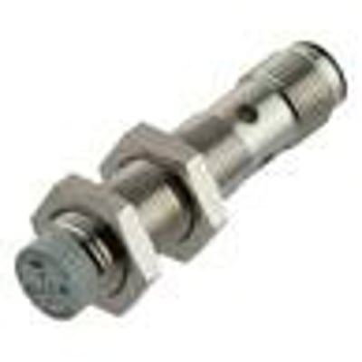 Carlo Gavazzi induktivaftaster ICB12S30N08M1IO med M12-gevind, 8 mm rækkevidde og cylindrisk hus i rustfrit stål.